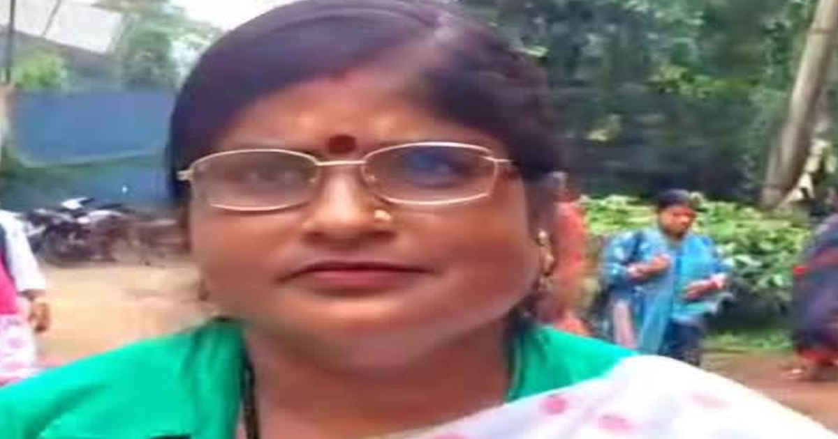 तृणमूल ने खड़गपुर में वामपंथी बुजुर्ग पर जूता फेंकने के आरोपी बेबी कोले को पार्टी से निष्कासित कर दिया