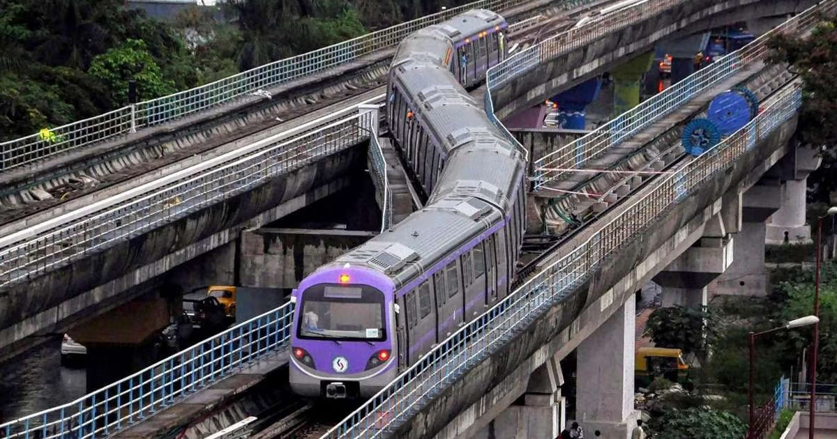 अप प्लेटफार्म पर खंभे में दरार, कवि सुभाष तक मेट्रो सेवाएं फिलहाल स्थगित