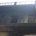 दिल्ली के मंडोली में गोदाम में लगी भीषण आग, मौके पर फायर ब्रिगेड की आठ गाड़ियां
