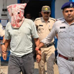 बंगाल-झारखंड सीमा पर अवैध हथियार के साथ कुख्यात गोविंदा यादव गिरफ्तार, देसी कट्टा और कारतूस बरामद, पुलिस ने नाकाम की बड़ी साजिश, कोर्ट से मांगी 7 दिन की रिमांड