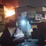 कोलकाता के बाघाजतिन बाजार में भीषण आग, 15 दमकल गाड़ियों ने तीन घंटे में पाया काबू