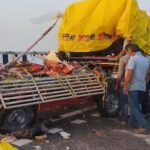 महाराष्ट्र में दुर्गा प्रतिमा लेकर लौट रहे वाहन को ट्रक ने मारी टक्कर, 7 की मौत; 21 घायल