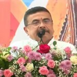 महालया पर राज्य सरकारी कर्मचारियों के लिए बड़ी सौगात: षष्ठी से पहले मिलेगा 20% DA और अक्टूबर का अग्रिम वेतन, मुख्यमंत्री सुवेंदु अधिकारी ने ब्रिगेड परेड मैदान से किया बड़ा ऐलान