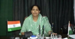 ऋतब्रत बनर्जी गुट को झटका, सबीना यास्मीन ने महिला TMC अध्यक्ष पद से दिया इस्तीफा
